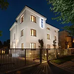 Nowa Zatoka Villa *